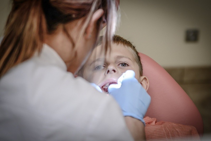 прием ребенка у стоматолога