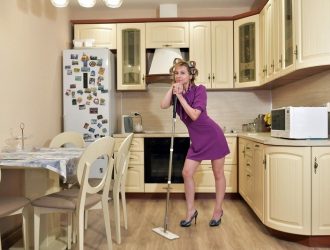 Как обустроить маленькую кухню